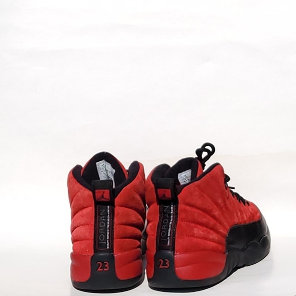 Jordan 12 flu game - Picture 2 of 5